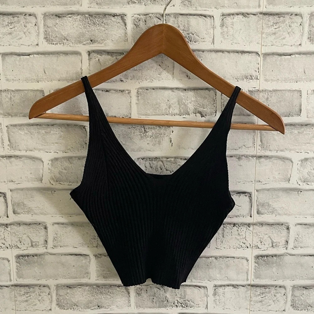 Women’s black ribbed cami top sleeveless summer unlined size Large - Picture 3 of 4